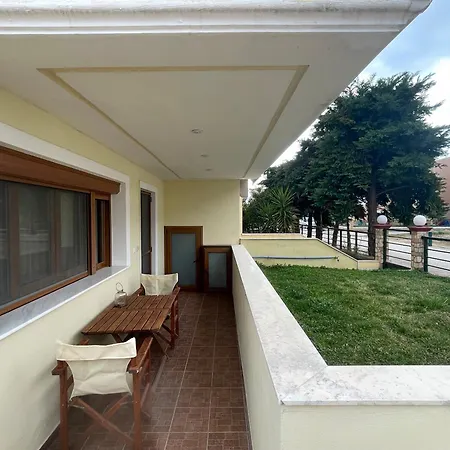 別荘 Joanna's House Néa Péramos